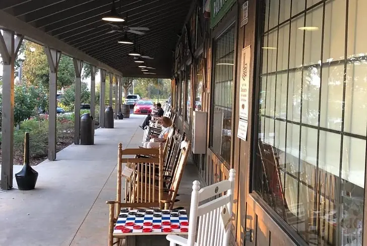 Is Cracker Barrel going out of business?